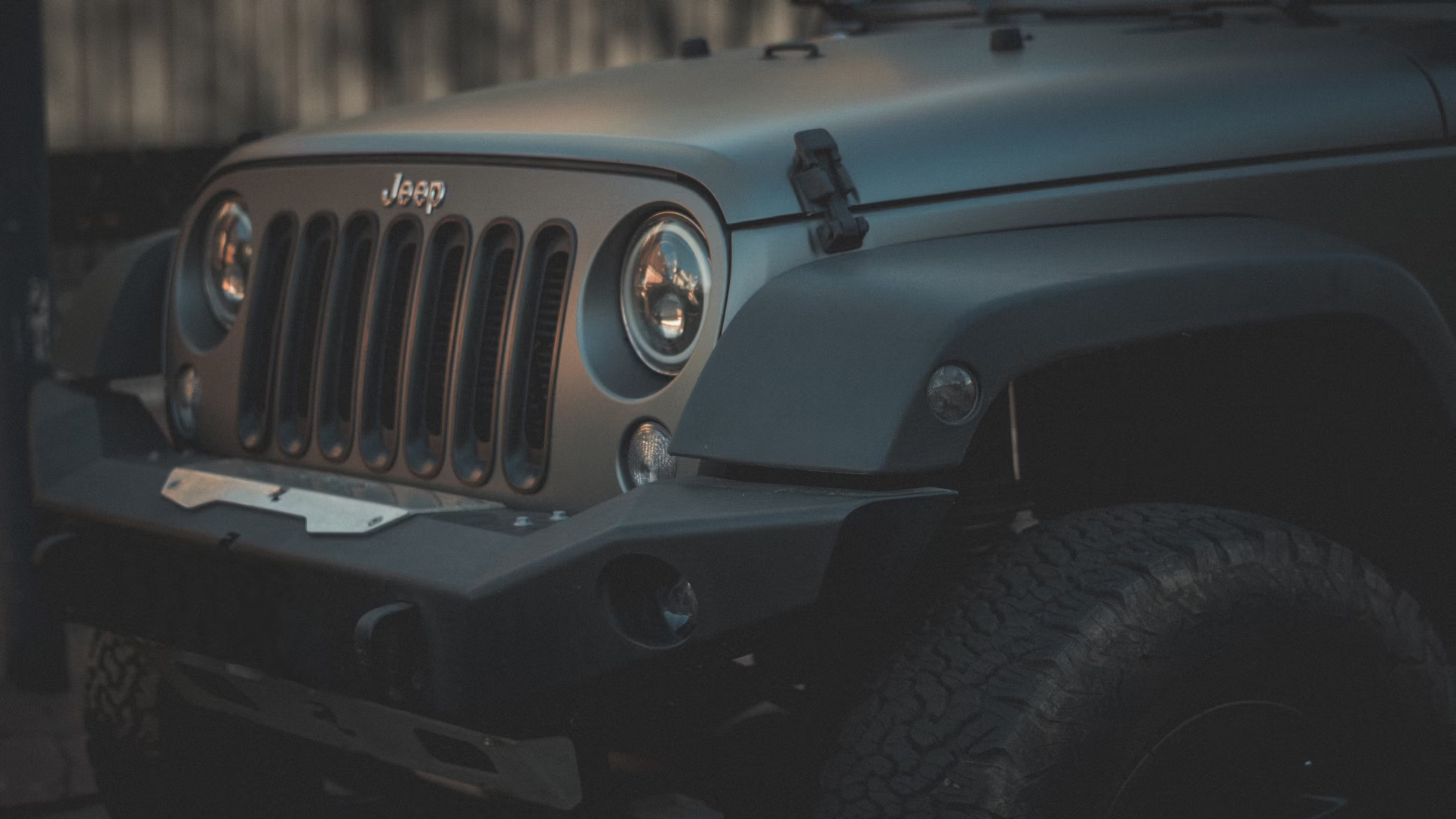 Jeep Hood