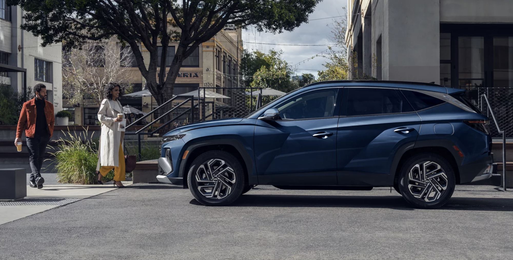 Hyundai Tucson Hybrid Commuter vehicle for Newark Drivers